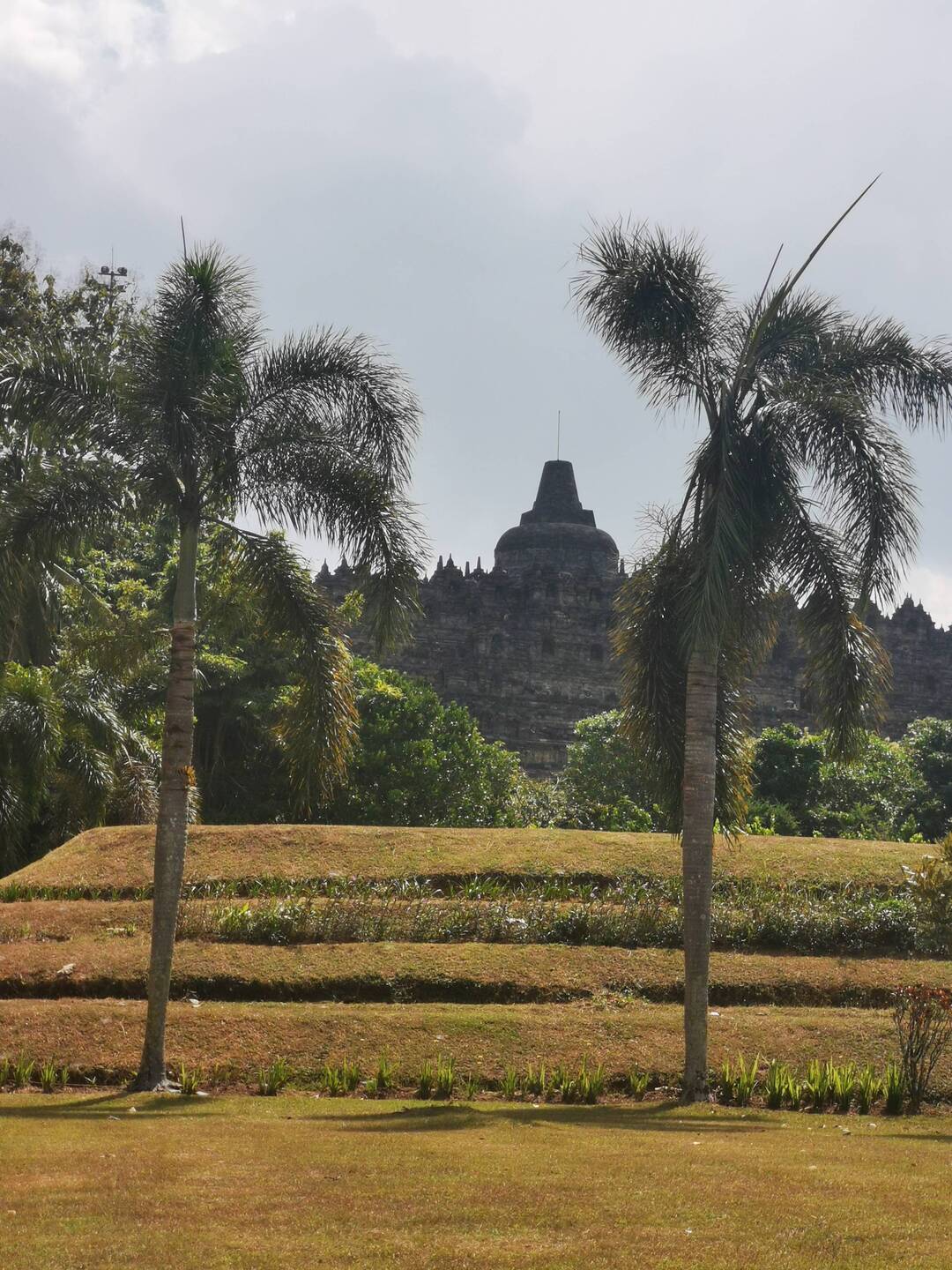 Borobudur - die größte buddhistische Tempelanlage der Welt 🌏🕉️