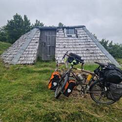 Wieder eine Berghütte