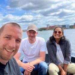 Happy Sight Seeing