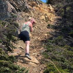 Ohne Seil, wäre ich wahrscheinlich einfach auf dem Pöppes runter gerutscht...