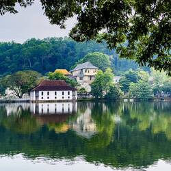 Palace Complex & the Queen's Bathing Pavilion ... across Kandy Lake — Kandy, Sri Lanka.