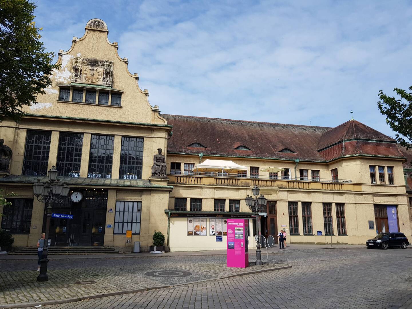 Inselbahnhof