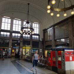 Bahnhofshalle