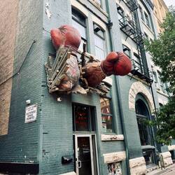 Ein Comicshop - wo ich auch ein gebrauchtes Buch kaufte 😊