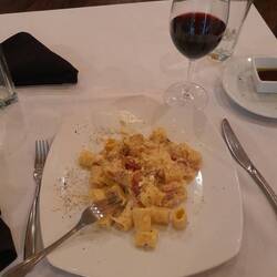 Penne carbonara, from a real italian Chef (da Roma): Veramente buono!