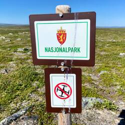 Ab hier beginnt der Nationalpark.