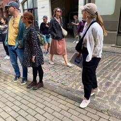 Ganz rechts unser Guide Rita