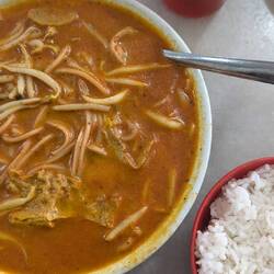 Laska for lunch (curry noodles)