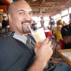 Damn, ur handsome......