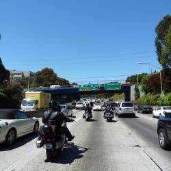 Six lanes of traffic heading out of LA towards Pacific Coast Highway
