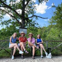 Helena, Renée, Josh, Pauline