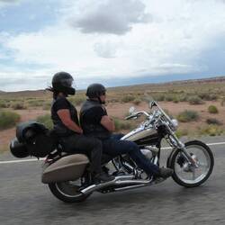 The laidback riding style of Darryl and Mel