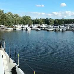Rundblick von unserem neuen Liegeplatz