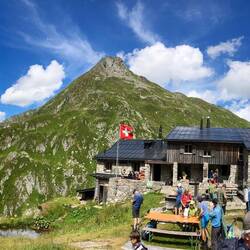 Erschts Tagesziel Terrihütte erreicht🥵😎