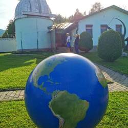 Hier besprechen wir, wie wir die Drohne platzieren und was ich alles filmen soll