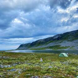 Das wollte ich jedoch nicht. Hier seht ihr desshalb meinen heutigen Zeltplatz.