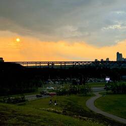 Sonnenuntergang auf dem Queen Elisabeth Hill