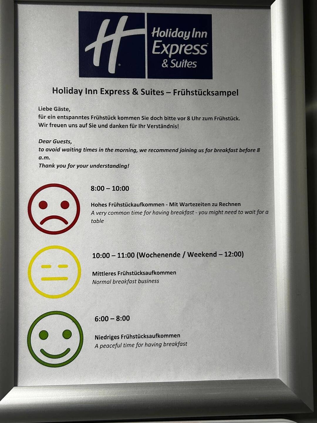 Diese Vorwarnung war im Fahrstuhl 🤔