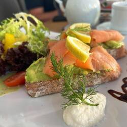 Für Hipster. Macht nicht satt, dafür aber schön teuer und gesund