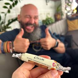 Ingo freute sich wie Bolle über seine Nougatrolle, die es zum Frühstück gab.
