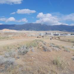 Riiiiesiges BergABbaugebiet östlich von Butte