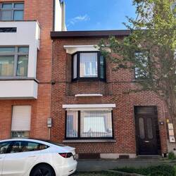 Zoom in around the windows. The angles are so intricate