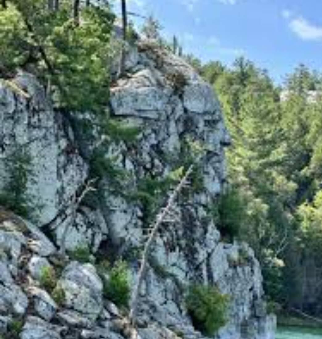 The Indian head at the entrance to the inner bay at Covered Portage Cove.