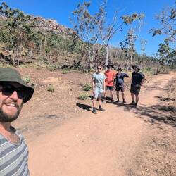 Back on the trail to the cars