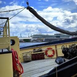 Im Hintergrund die Serenade of the Seas 😍👌🏻🍀⛴️