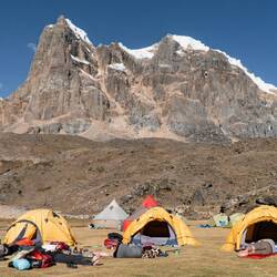 Camp 3 - Campo Elefante