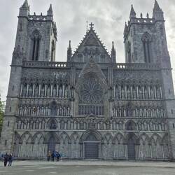 Der Dom von der Seite