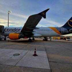 Angekommen am Münchner Flughafen, geflogen mit Condor Airbus A320
