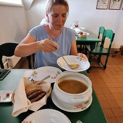 Dann eine leckere Terrine mit Gemüseeintopf