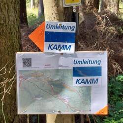 Immerhin im zweiten Abschnitt, gut ausgeschildert!