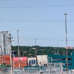 Und gaaanz links im Bild... La Freddie