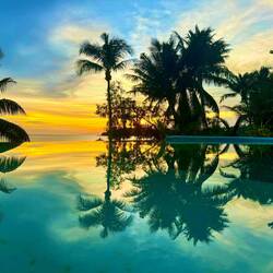 Ausblick von unserem Bungalow über den Pool Richtung Meer