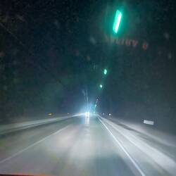 Tunneldurchfahrt im Taxi