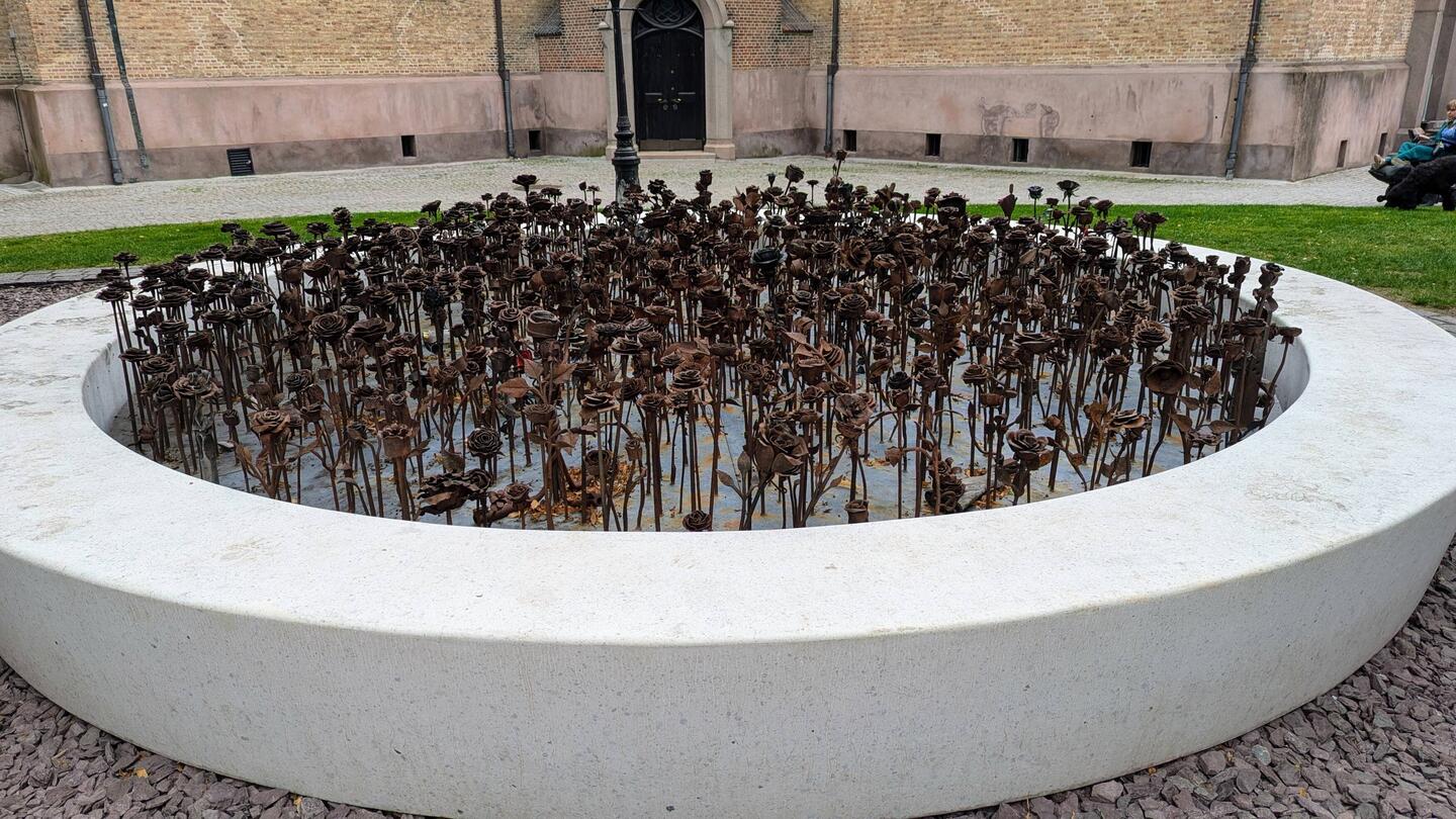 Iron Roses Memorial to commemorate a 2011 terrorist act that killed 77 Norwegians.