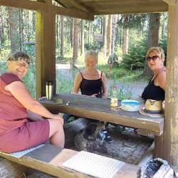 Die zwei Mädels aus Cottbus, 81 und 70 Jahre alt!