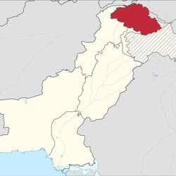 Pakistan, mit seinen Provinzen und dem Sonderterritorium Gilgit-Baltistan (rot).