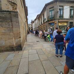 The line up to get into the cathedral. It went fast cause I chatted with a couple from Portugal.