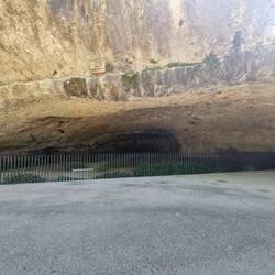 Eine Altertümliche Höhle