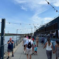 River front restaurants