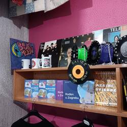 Handbags made out of old vinyls, genius!