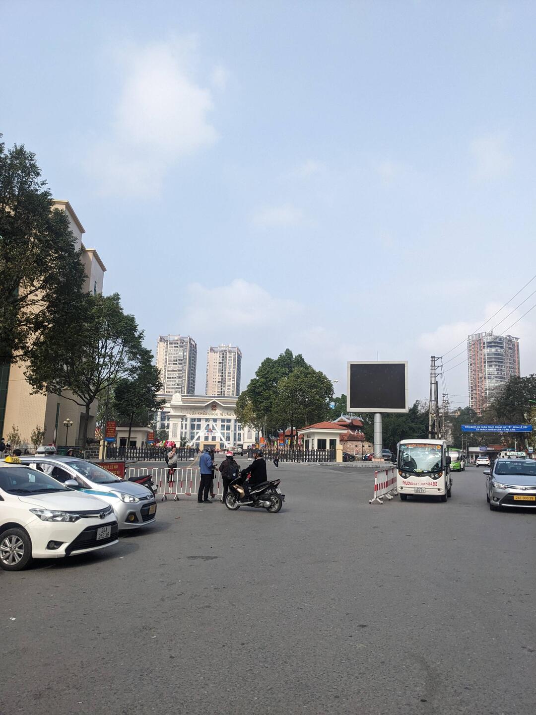 Entering the car free border zone