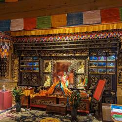 A display of Tibetan art in Shuhe.