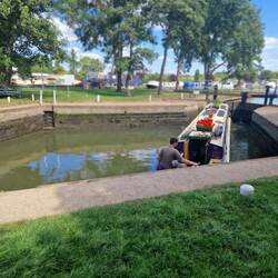 Very oddly shaped lock on our way to Fladbury