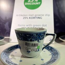 Good thing it's 25% off of 314€ for the one cup