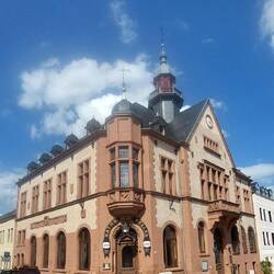 ....und das schöne Rathaus....