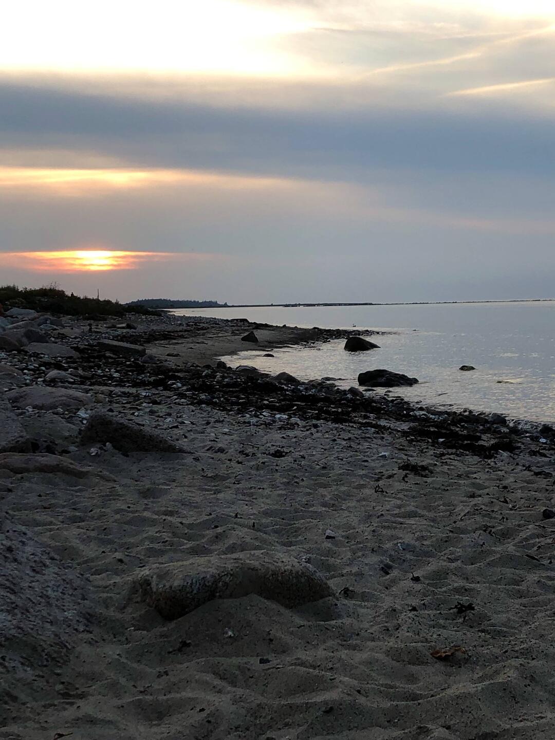 Sundowner gestern Abend am Strand von Puttgarden